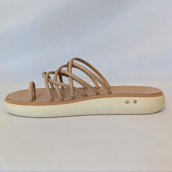 beek PEEP Leather Platform Sandal Flat Tube Straps Toe Ring Slip On Beach 7 NWOB - Picture 6 of 16